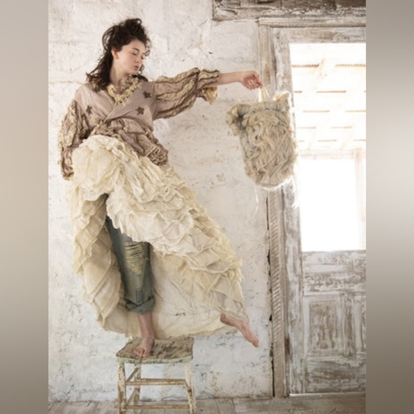 Rare romantic Magnolia Pearl real silk Monique Jacket in colour Peony - Picture 3 of 6